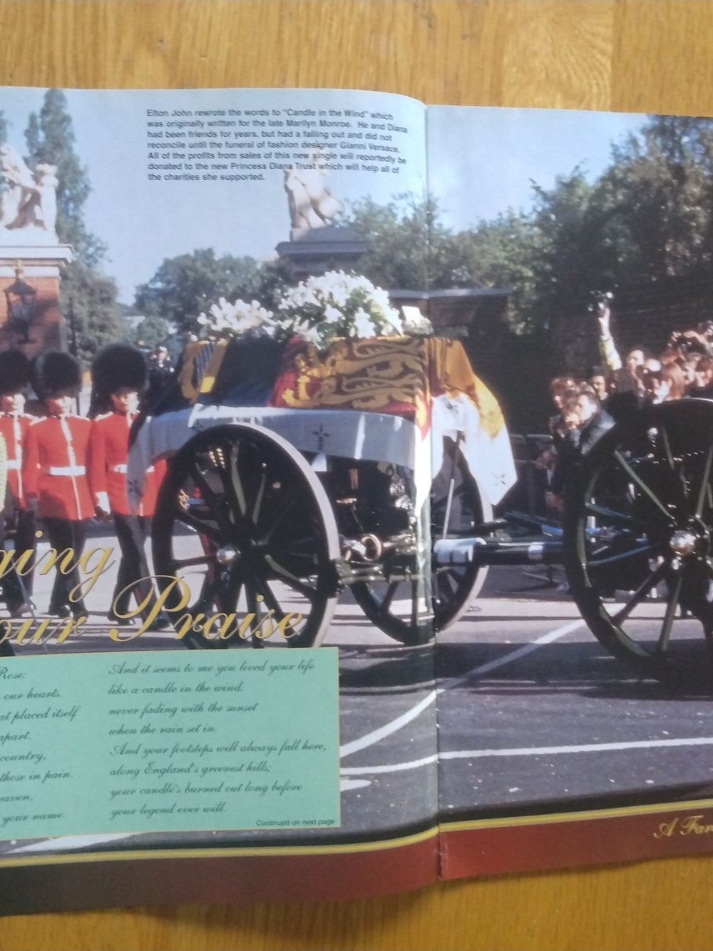 Diana: A Final Farewell - Commemorative Magazine (White, Yellow, Red) - Picture 9 of 15